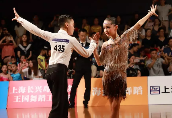 2018年上海城市业余联赛体育舞蹈系列赛 —— 第六届“荧星杯”国际少儿体育舞蹈（国际标准舞）公开赛惊艳申城